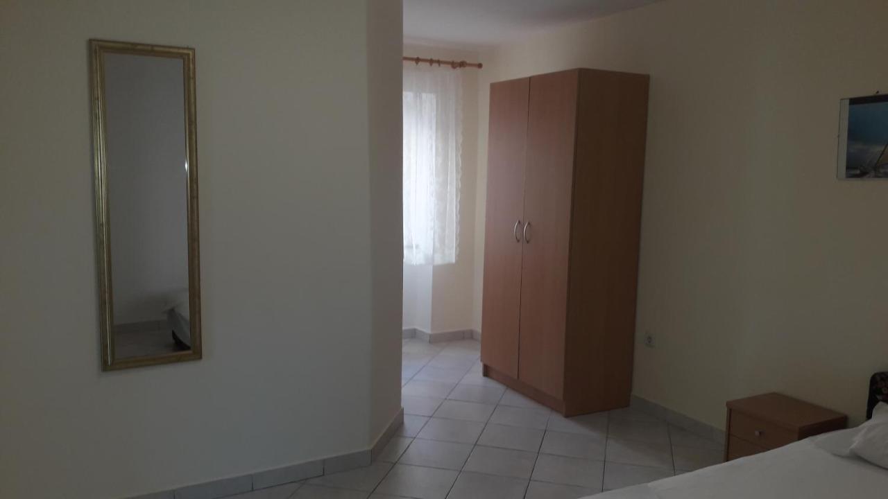 Apartman Dinka Baška Eksteriør bilde